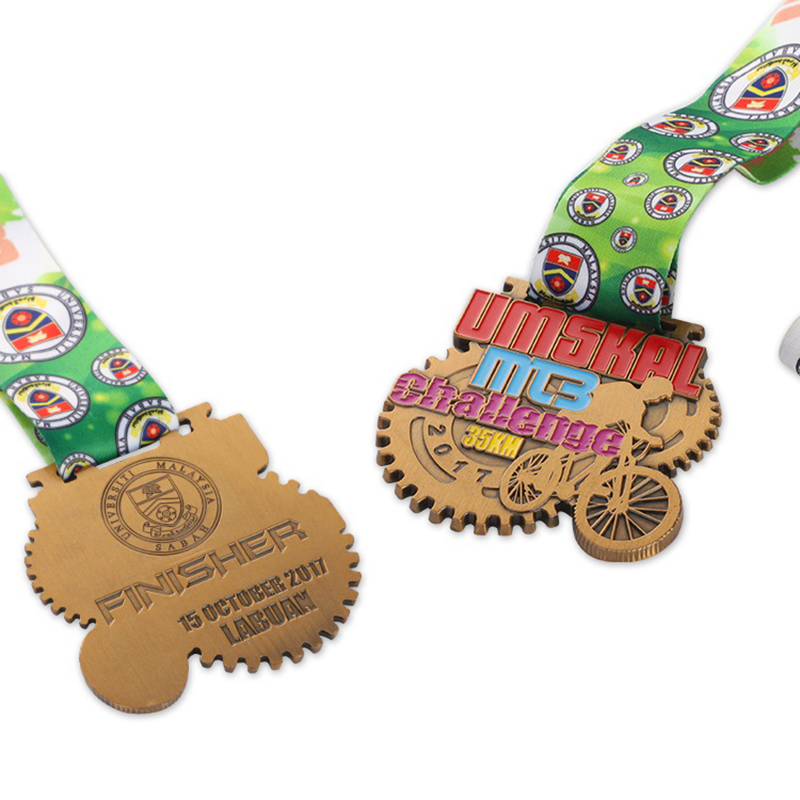 Challenge 35K Bronze Star Cycling Relegious Miraculous Halskette Militärmedaillen und Bänder