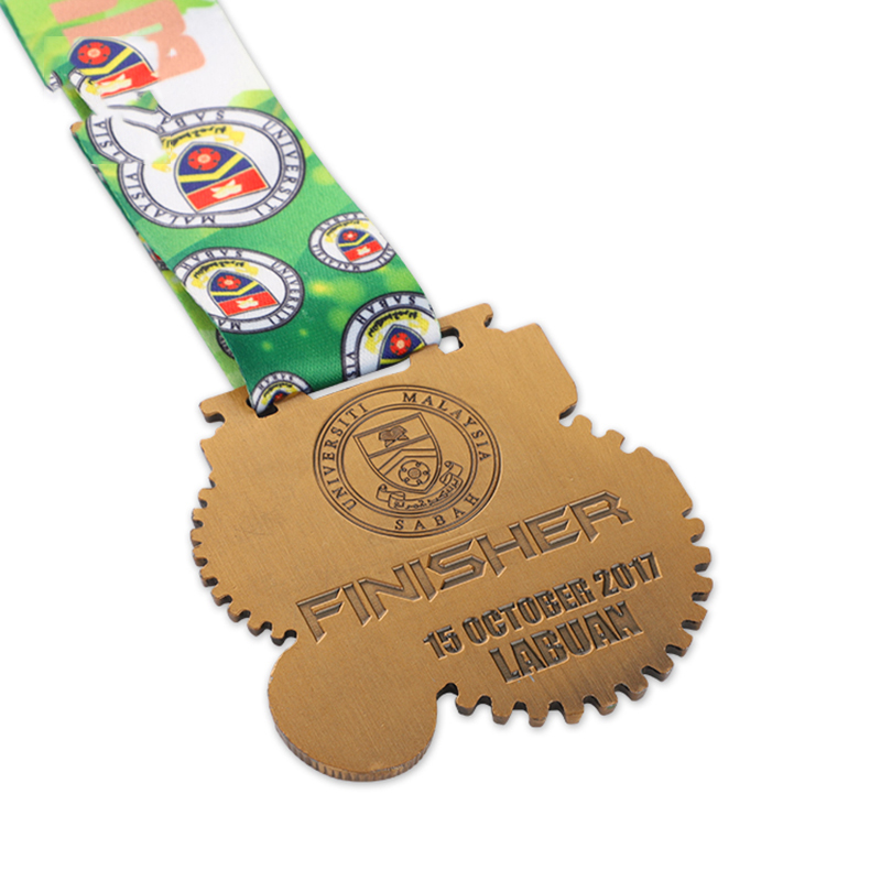 Challenge 35K Bronze Star Cycling Relegious Miraculous Halskette Militärmedaillen und Bänder