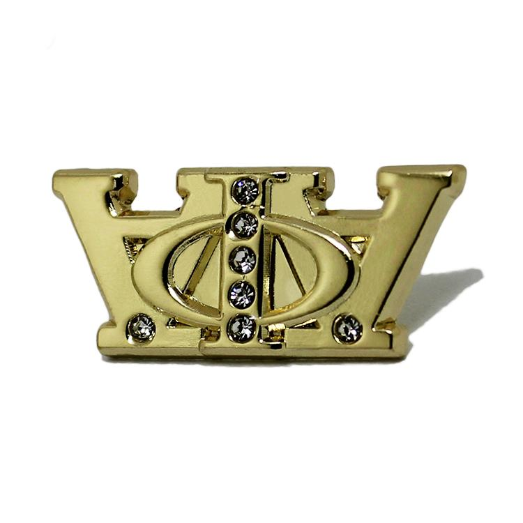 Anstecknadel aus Metall mit 3D-Kristallkrone